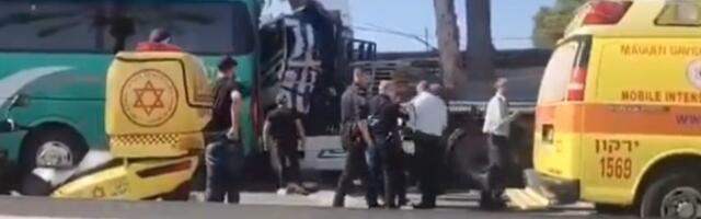 Teroristički napad u Izraelu: Kamion se zakucao u autobusku stanicu, vozač UPUCAN