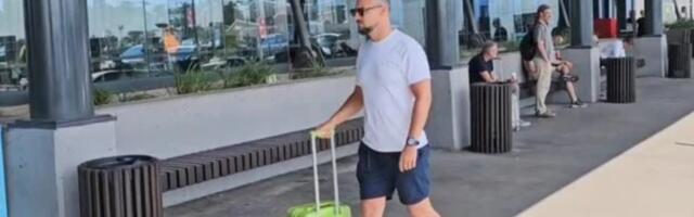 Nemanja Stevanović PONOVO U SRBIJI nakon što se PRESELIO NA PRIMORJE, evo kako su ih prihvatili meštani: "Bilo je stresno i naporno Jeleni i meni!"