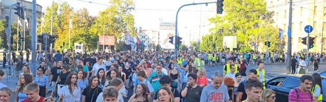 Još jedna gimnazija stupa u fizičku blokadu