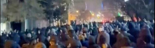 Na protestima u Iranu poginulo 16.500, a povređeno 330.000 ljudi: Većina su mlađi od 30 godina