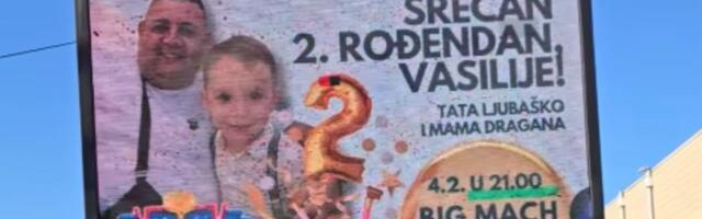 Ovo je najjača rođendanska čestitka o kojoj bruji celo Pančevo: Tata zakupio bilbord za dvogodišnjeg sina