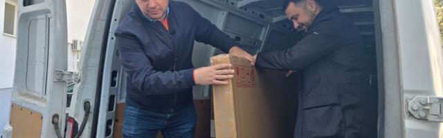 Gradska opština Medijana uručila bele table školama – „ulaganje u kvalitetnije obrazovanje“