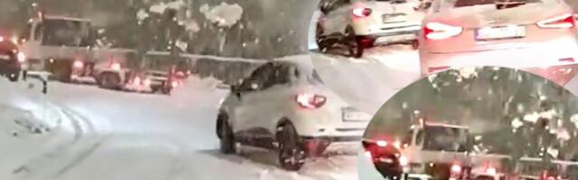 Sneg napravio kolaps! Haos na putu ka Zlatiboru: Ogromne kolone, saobraćaj stoji (VIDEO)