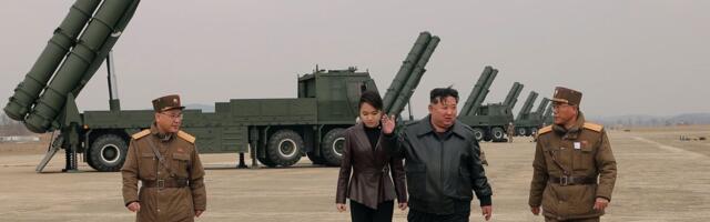 Pjongjang ponovo preti: Kim i njegova ćerka nadgledali lansiranje