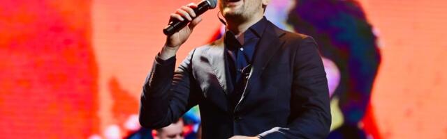 MIRZA SELIMOVIĆ NA KONCERTU U BEOGRADU SPOMENUO CETINSKOG, PUBLIKA REAGOVALA BURNO: Evo šta su poručili Toniju iz srpske prestonice