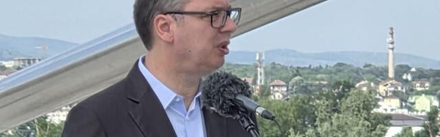 Vučić u specijalnom programu: Govori o aferi "Zvučni top"