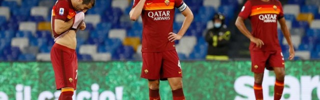 Ta luda, luda Roma... Dva crvena kartona u istom minutu, neregularna izmena, spektakularan gol Saponare i eliminacija iz kupa (VIDEO)