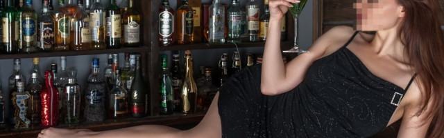 "AFERA ELITNA PROSTITUCIJA" DRMA ESTRADU: Obelodanjen spisak svih upletenih u podvođenje, A GLAVNE SU  SUPRUGA POZNATOG PEVAČA I AKTUELNA UČESNICA ZADRUGE 5