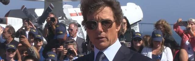 Premijera "Top Gun: Maverick", Kruz sleteo helikopterom