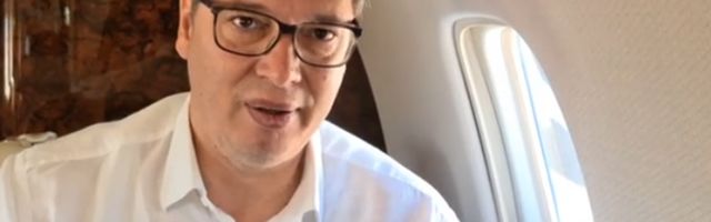 Vučić sa leta za Pariz: Građani ne suprotstavljajte se batinašima, to će država