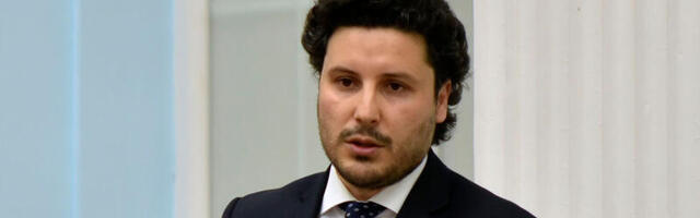 Abazovićevom “mercedesu” otkazale kočnice