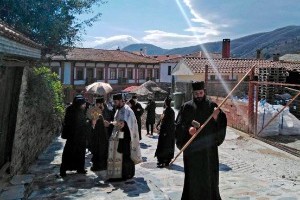 Најмање десет монаха Свете Горе заражено ковидом 19