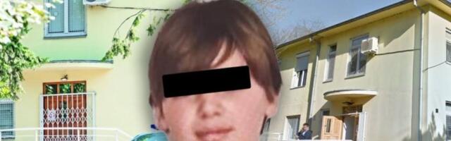 NE DOZVOLJAVA NIKOME DA POGLEDA! Ovime se monstrum Kosta Kecmanović zanima na klinici