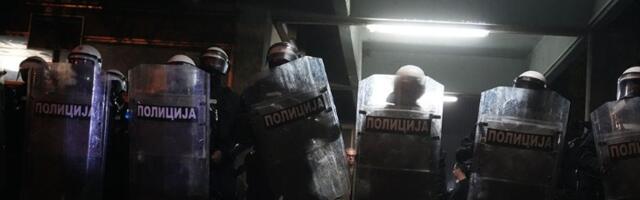 BEZ PATETIKE Policija neće spustiti ŠTITOVE pred narodom