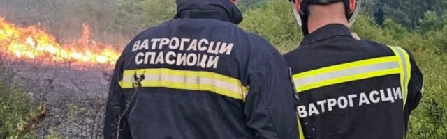 Teški dan i noć za kragujevačke vatrogasce i građane Šumadije
