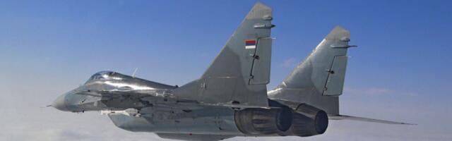 Nizak nalet aviona uznemirio Vranjance