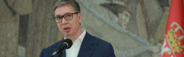 Vučić kaže da nam je ekonomija RAZORENA i za sve krivi "blokadere": Povećanje plata i penzija "visi"?!