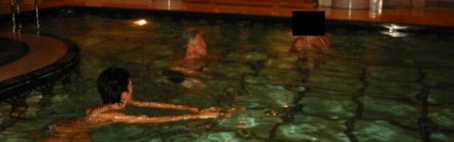 Bomba iz Epstinovih fajlova: Klinton bez majice u đakuziju sa Epstinom - skandal koji trese svet (FOTO)