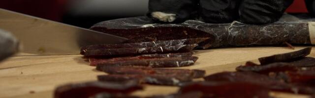 Genijalni izum iz Pirota: "Peglana" u kutiji šibica! Ovako izgleda "čist protein" koji staje u džep