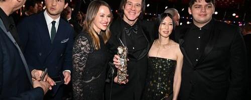 Džim Keri napokon pokazao devojku: Posle godina skrivanja izjavio joj ljubav na dodeli nagrada