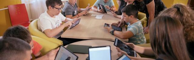 Đaci pokazali da internet može da bude bezbedan za sve: UNICEF, Ministarstvo i Yettel nagradili najbolje ideje