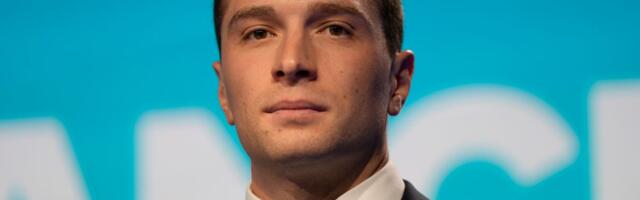 DESNIČAR PRETI Bardela: "Ako postanem predsednik, skinuću zastavu EU sa Jelisejske palate"