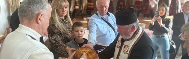 Žene „Sokolice” danas u Ostri organizovale prvu manifestaciju pod nazivom „Pogača nas othranila”