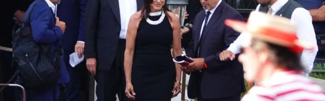 Gejts se izvinio zaposlenima zbog Epstajna: Priznao i aferu sa Ruskinjama - evo detalja