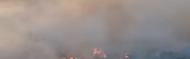 Veliki požar kod Solina: Na terenu nekoliko desetina vatrogasaca