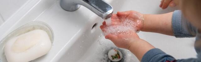 HITNO POVLAČENJE SAPUNA IZ SVIH BEOGRADSKIH PREDŠKOLSKIH USTANOVA: Roditelji prijavili OSIP I ISPUCALU KOŽU kod dece, uvode se RIGOROZNE KONTROLE!