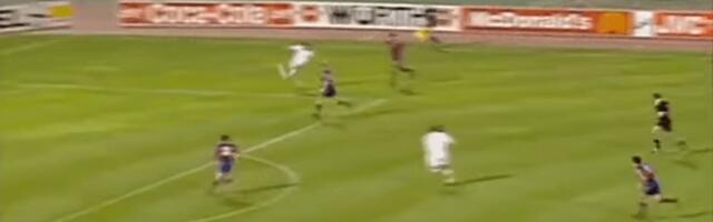 Noć kada je Dejo ponizio Barselonu: Lob Dejana Savićevića koji fudbal nikada nije zaboravio