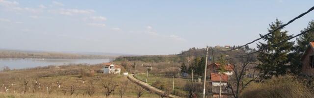 Krao grožđe, pa doživeo srčani udari?! Meštani Grocke o nesvakidašnjoj nesreći u vinogradu!