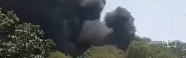"NAJVEROVATNIJE SU SVI POGINULI: Šef policije otkrio stravične detalje o padu indijskog aviona (FOTO/VIDEO)