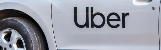 Uber u ovom gradu pustio automobile bez vozača u saobraćaj, putnici se već voze potpuno sami