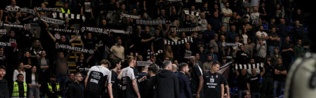 Haos u "Pioniru": Košarkaš Partizana besan otišao u svlačionicu usred meča – evo šta se desilo (VIDEO)