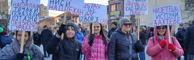 Ovde smo iz straha da korupcija ne ubije nekog od nas, poručeno sa vranjskog protestnog skupa