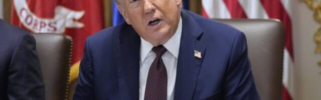 ŠTA TO BEŠE DEMOKRATIJA? Tramp najavio ukidanje dozvola televizijama koje ga NE VOLE!