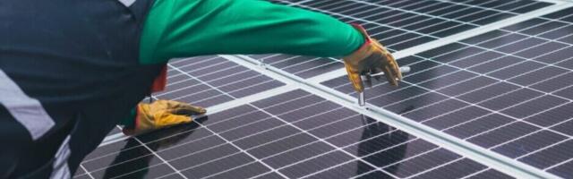 „Ovo može značajno da demotiviše investicije“: Reakcija na nova pravila i namete za solarne elektrane ispod 50 kW