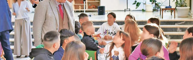 Станковић: Све више ромске деце у образовном систему