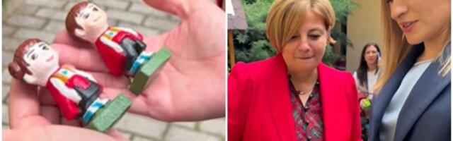 "MILICA I RASTKO, ZAŠTITNICI EKSPA - SA NJIMA ĆEMO SE PREDSTAVITI" Ministarka Stamenkovski posetila Savez distrofičara Vojvodine, predstavljeni joj ručni radovi