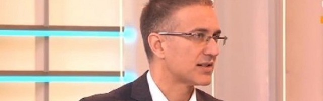 SNS-ovci u Leskovcu među prvima glasali protiv Stefanovića