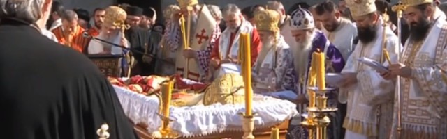 Sahrana mitropolita Amfilohija u Podgorici (VIDEO)