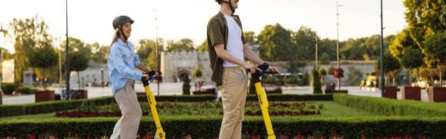 Počelo iznajmljivanje električnih trotineta u Nišu
