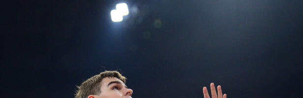 OVAJ DEČKO JE HEROJ Nikola Topić posle hemoterapije već na terenu (VIDEO)