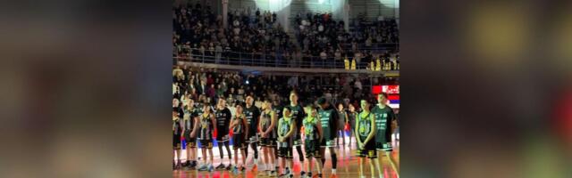 "Bože pravde" u Čairu pred početak polufinala Kupa: Crno-beli dočekali svoje miljenike