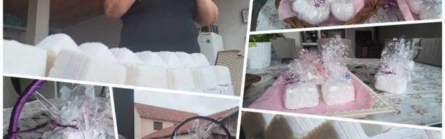 DUŠANKU IZ OBRENOVCA MUKA NATERALA DA POČNE DA PRAVI ONO ŠTO JE DANAS USPEŠAN BIZNIS! Rešila da proba, a sad njena roba ide preko! Ženama recept davala džabe