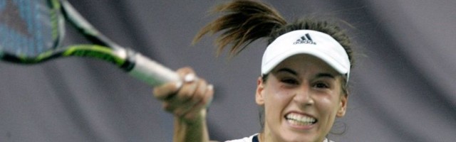 Singl RG-a sa jednom Srpkinjom