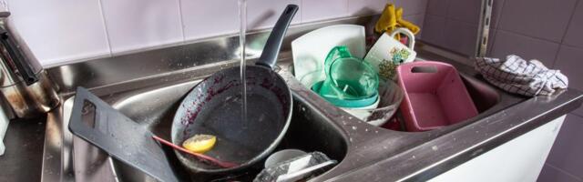 Ovih 9 stvari nikada ne treba prosipati u sudoperu: Svi pravimo bar jednu grešku svakog dana