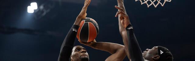 Ebuka Izundu produžio ugovor sa Crvenom zvezdom