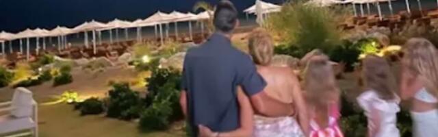 Na nebu ispisana poruka: Novak priredio nezaboravno iznenađenje Jeleni za 40. rođendan, evo šta je pisalo